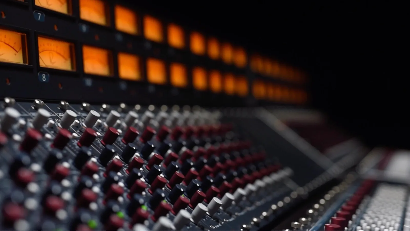 Professional mixing board